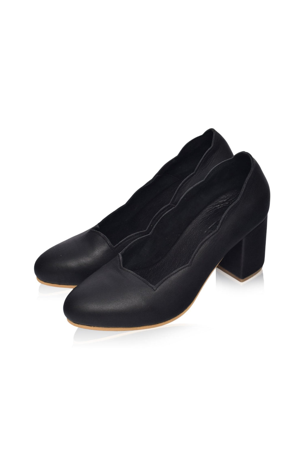 Alia Classic Leather Heels (Sz. 4 & 10.5)