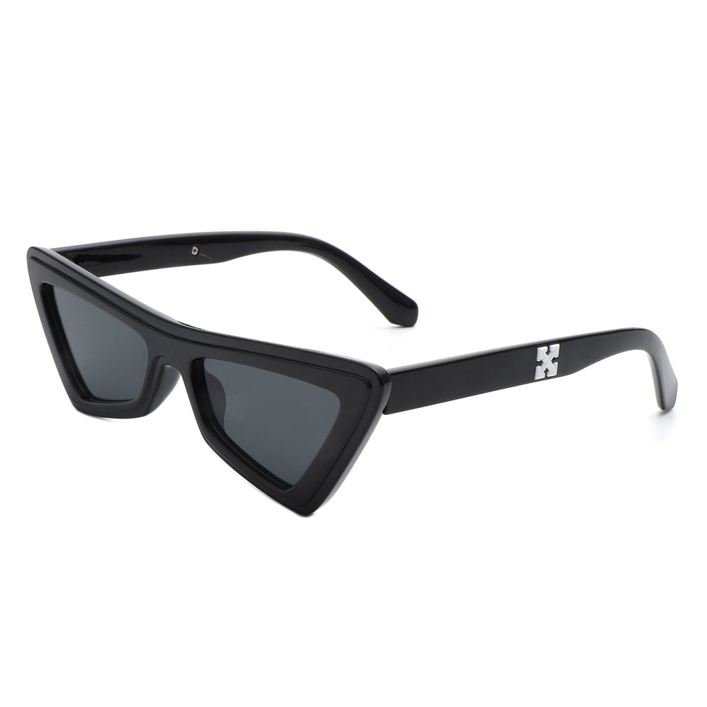Sublar - Retro Triangle Fashion Colorful Cat Eye Women Sunglasses
