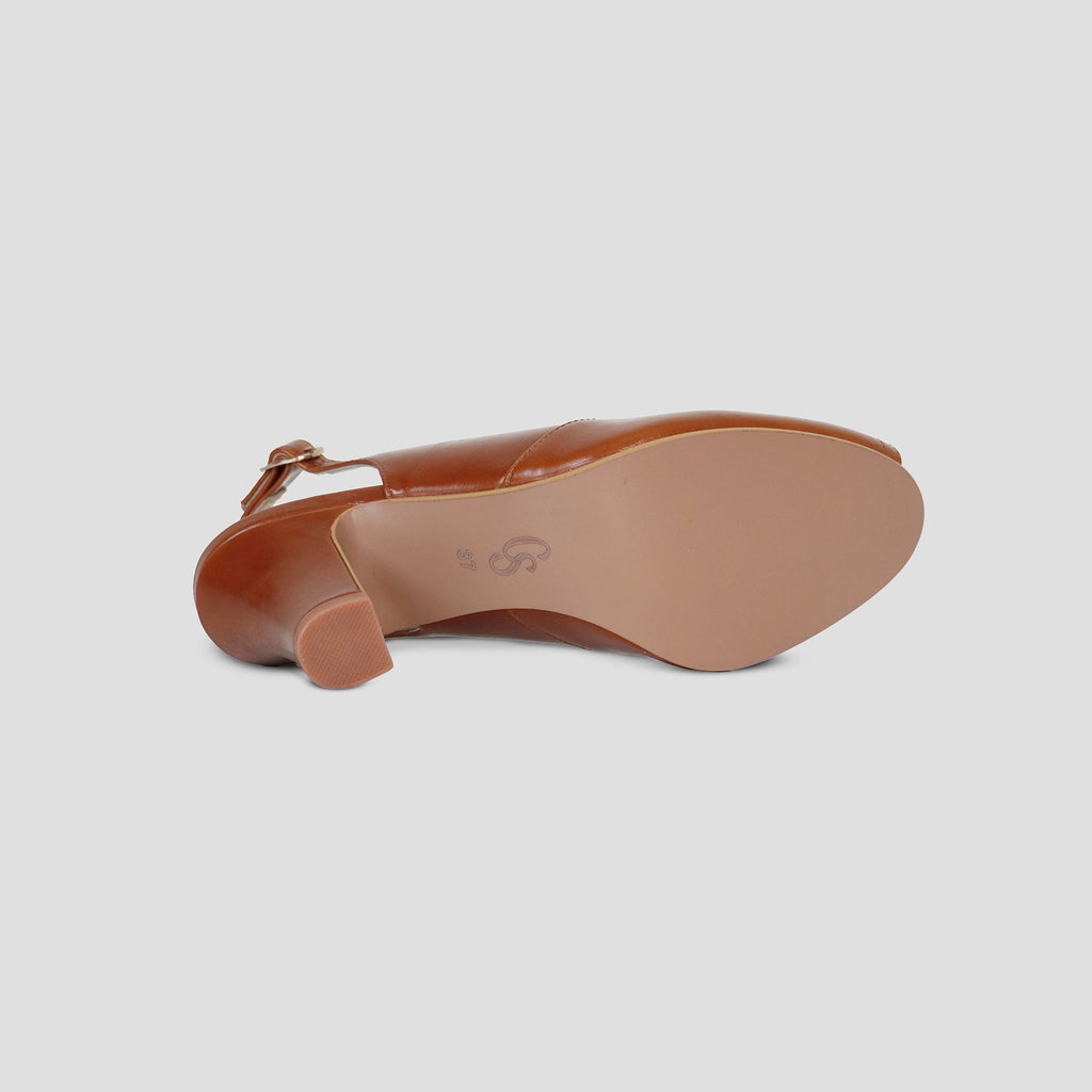 Este	(Chestnut)
